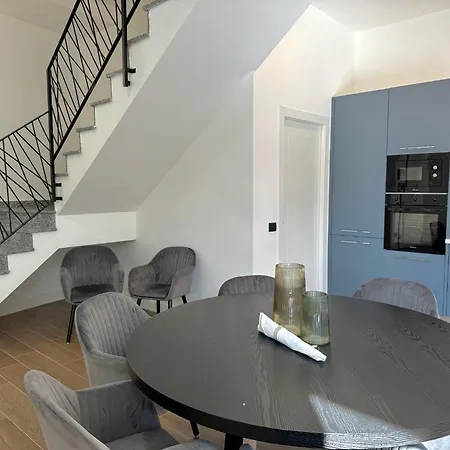 公寓 Apt. Aquarius Oasi Di 梅纳焦