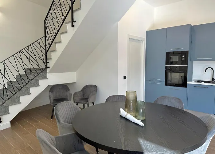 アパート Apt. Aquarius Oasi Di メナッジョ